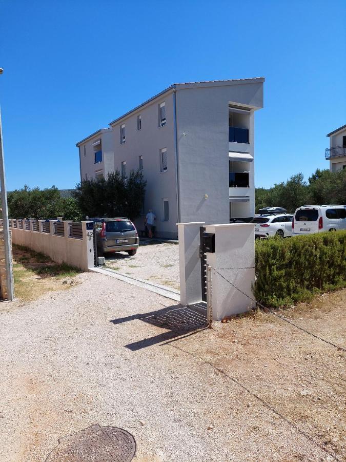 Apartments Zdeslav Rogoznica  Ngoại thất bức ảnh