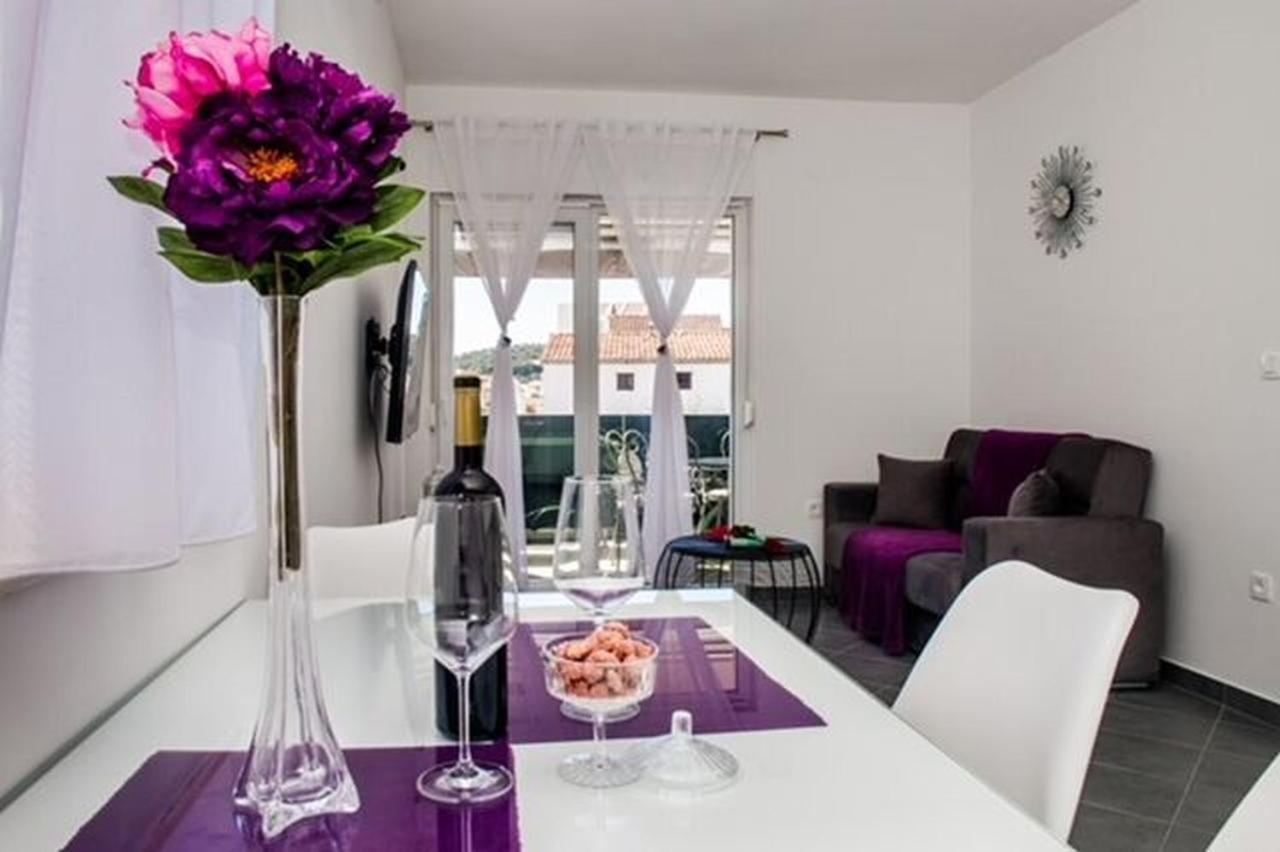 Apartments Zdeslav Rogoznica  Ngoại thất bức ảnh